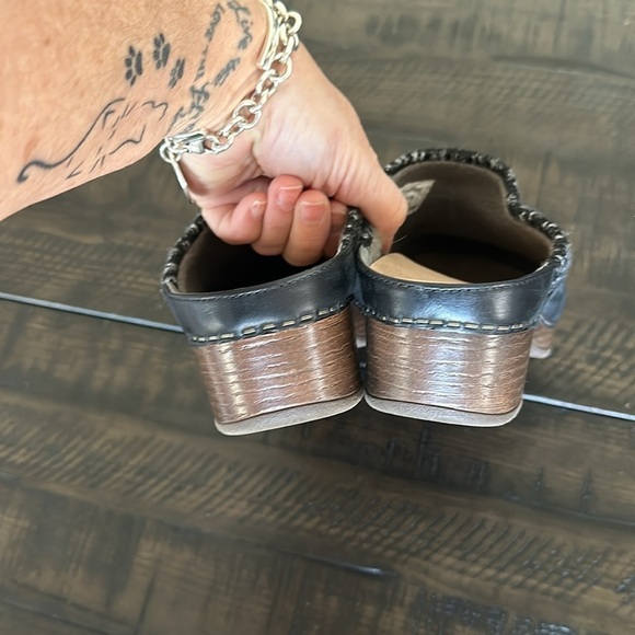 Dansko Size 7.5-8/38 Bev Black Nubuck Leather Clogs Mule Nursing Shoes Medical - Picture 12 of 16